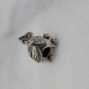 Pandora Winniper Charm